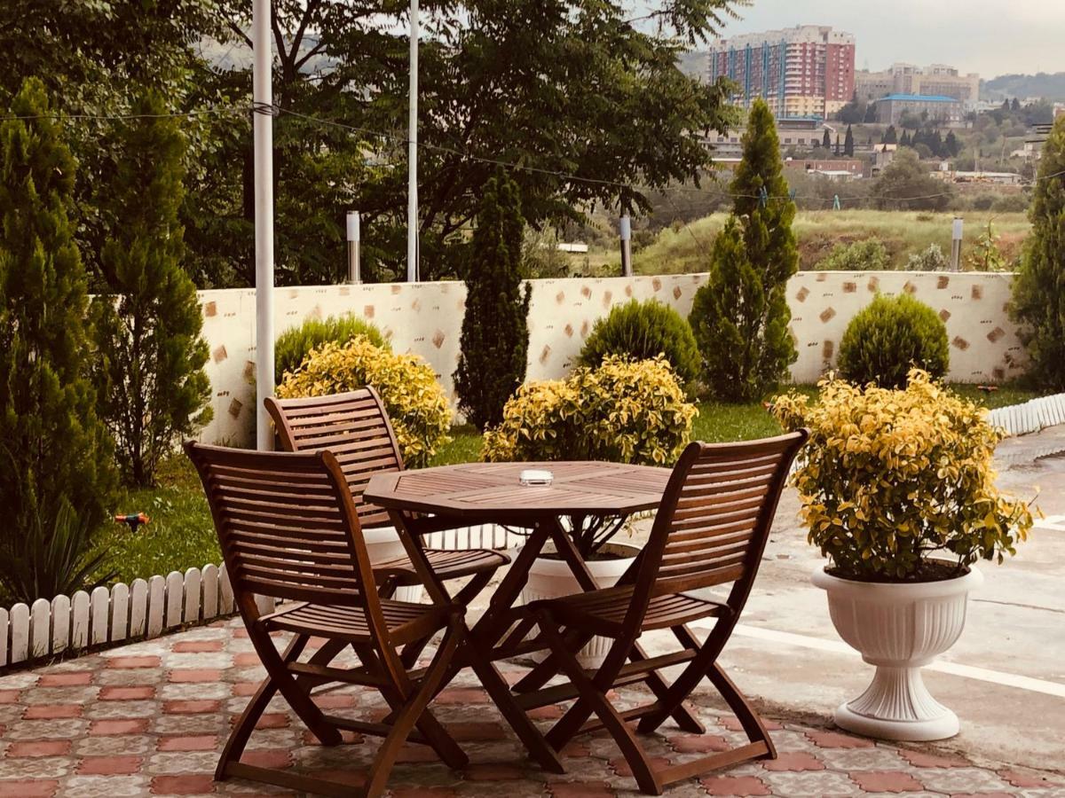 Hotel Agava Тбілісі Екстер'єр фото